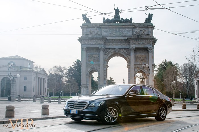 tour-di-milano-in-auto-di-lusso-con-conducente-03