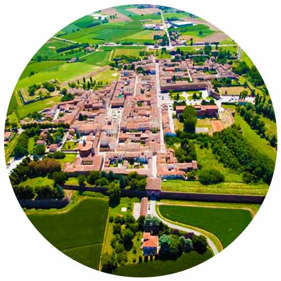 Sabbioneta, la città ideale - Mantova Mantova: 8 luoghi da non perdere - Sabbioneta, la città ideale