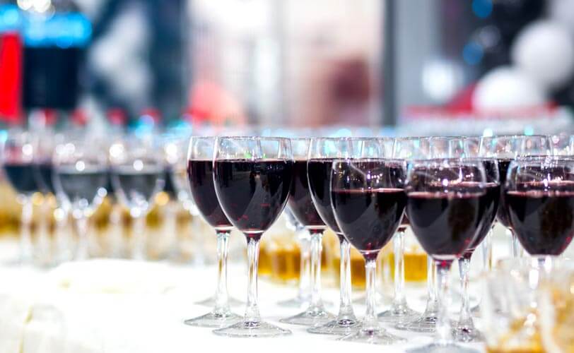 Automobile con conducente Milano: assaggio vini