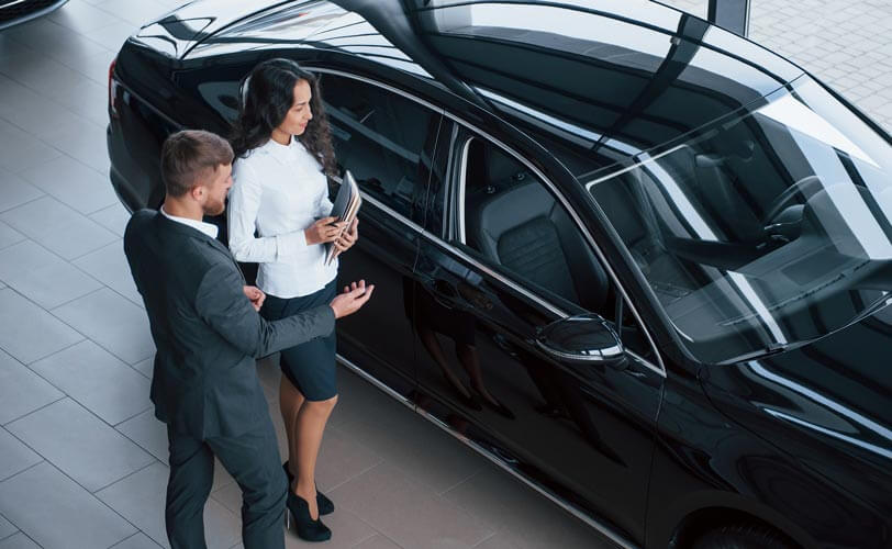 Automobile con conducente Milano: servizio tranfer