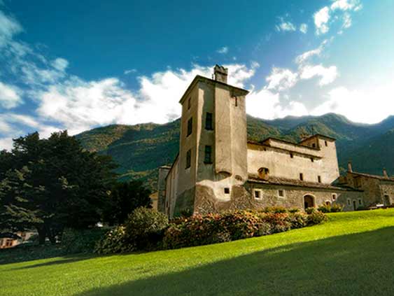 Tour dei castelli della Valle d'Aosta: Castello di Issogne