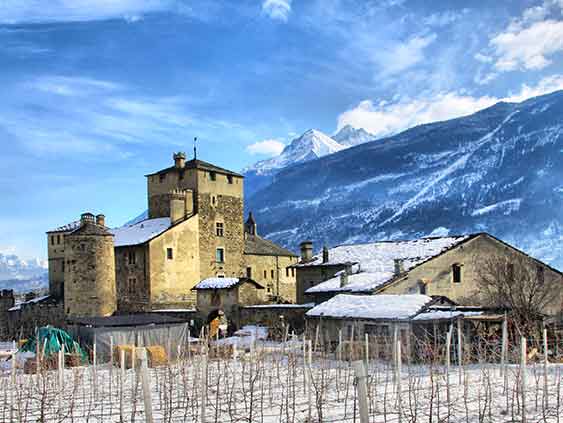Tour dei castelli della Valle d'Aosta: Castello Sarriod de La Tour