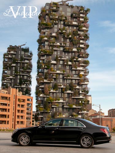 Giornata sulla neve: mercedes bosco verticale Milano