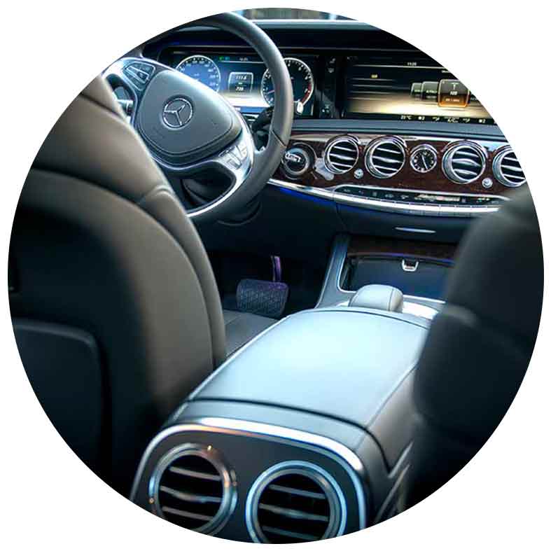 A Mantova a bordo delle auto con conducente di Vip Limousine NCC Milano A Mantova a bordo delle auto con conducente di Vip Limousine NCC Milano