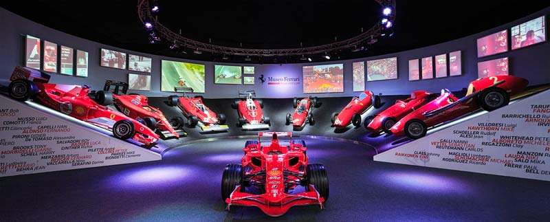 Visita al museo Ferrari di Maranello con Vip Limousine NCC Milano