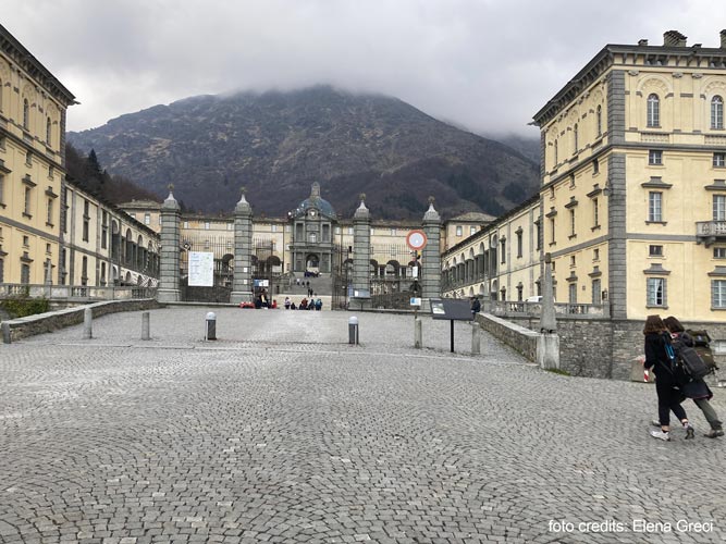 Noleggio pullman con autista Milano: Santuario Oropa
