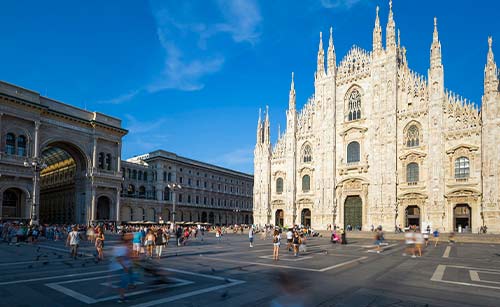 Il Duomo di Milano, cattedrale gotica Il Duomo di Milano, cattedrale gotica