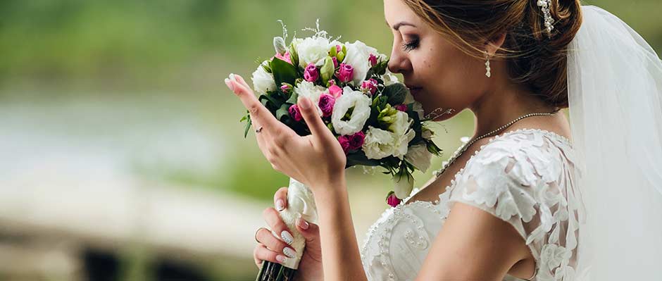 Servizio perzonalizzato per matrimonio - Noleggio auto di lusso con autista a Milano Servizio perzonalizzato per matrimonio - Noleggio auto di lusso con autista a Milano