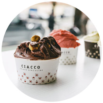 Tour con Vip Limousine tra le migliori gelaterie di Milano: Ciacco. Gelato senz'altro Via Spadari, 23