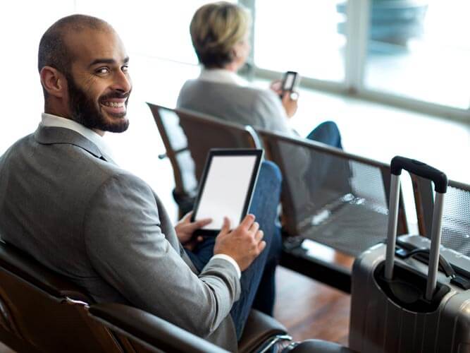 Transfer aeroportuale a Milano: business man