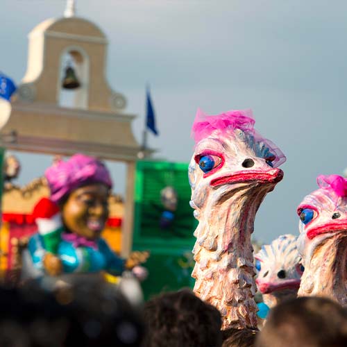 Vivere il carnevale 2019 in auto di lusso con conducente 