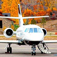 Jet privato in aeoroporto