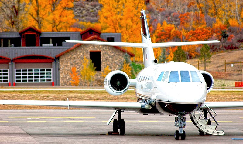 Jet privato in aeroporto a Milano
